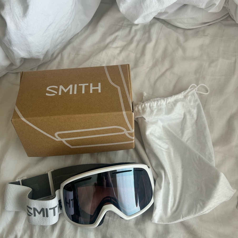 smith pink tint ski goggles
